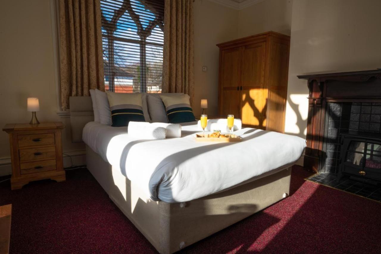 Milverton Hotel Manchester Exterior foto